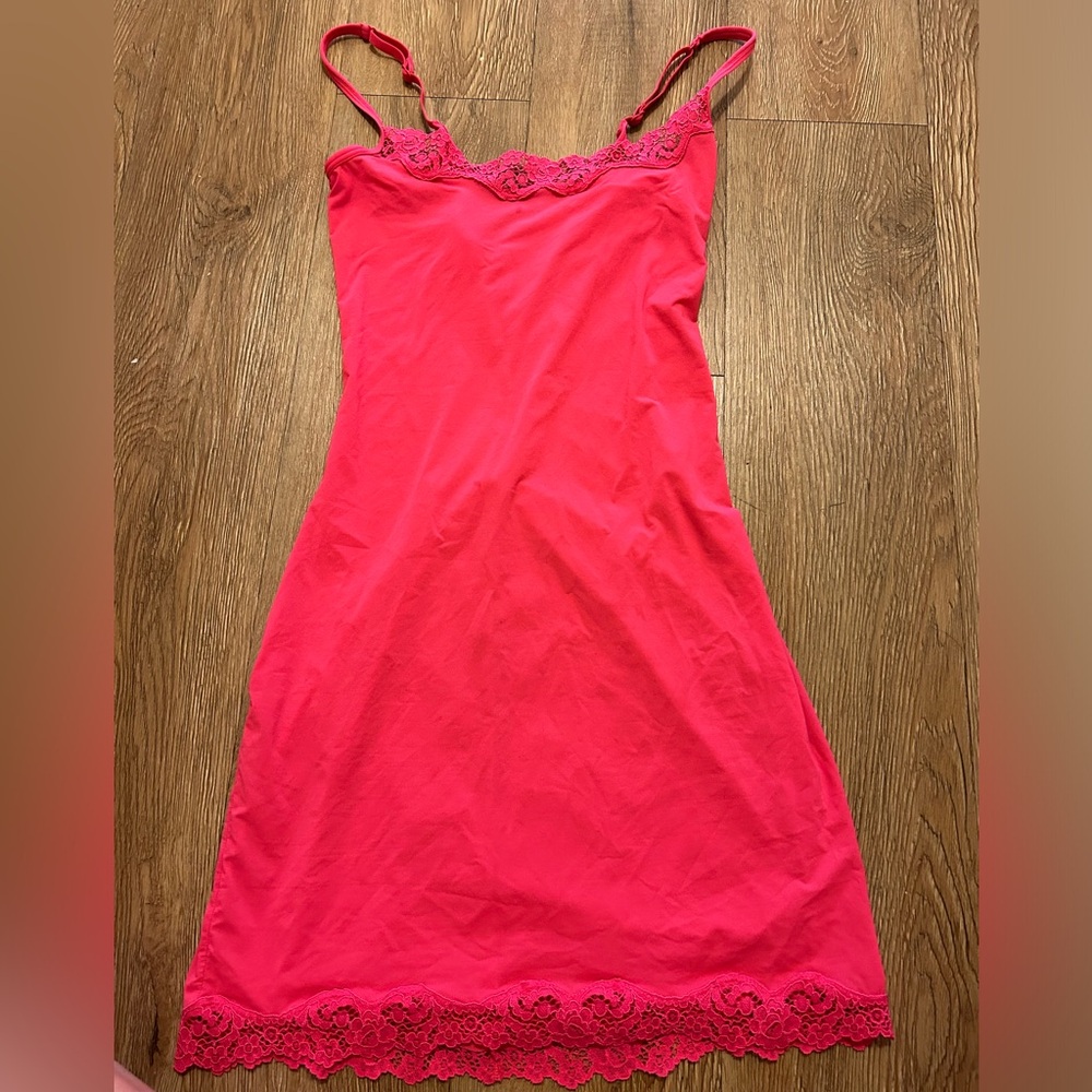 skims fits everybody lace slip